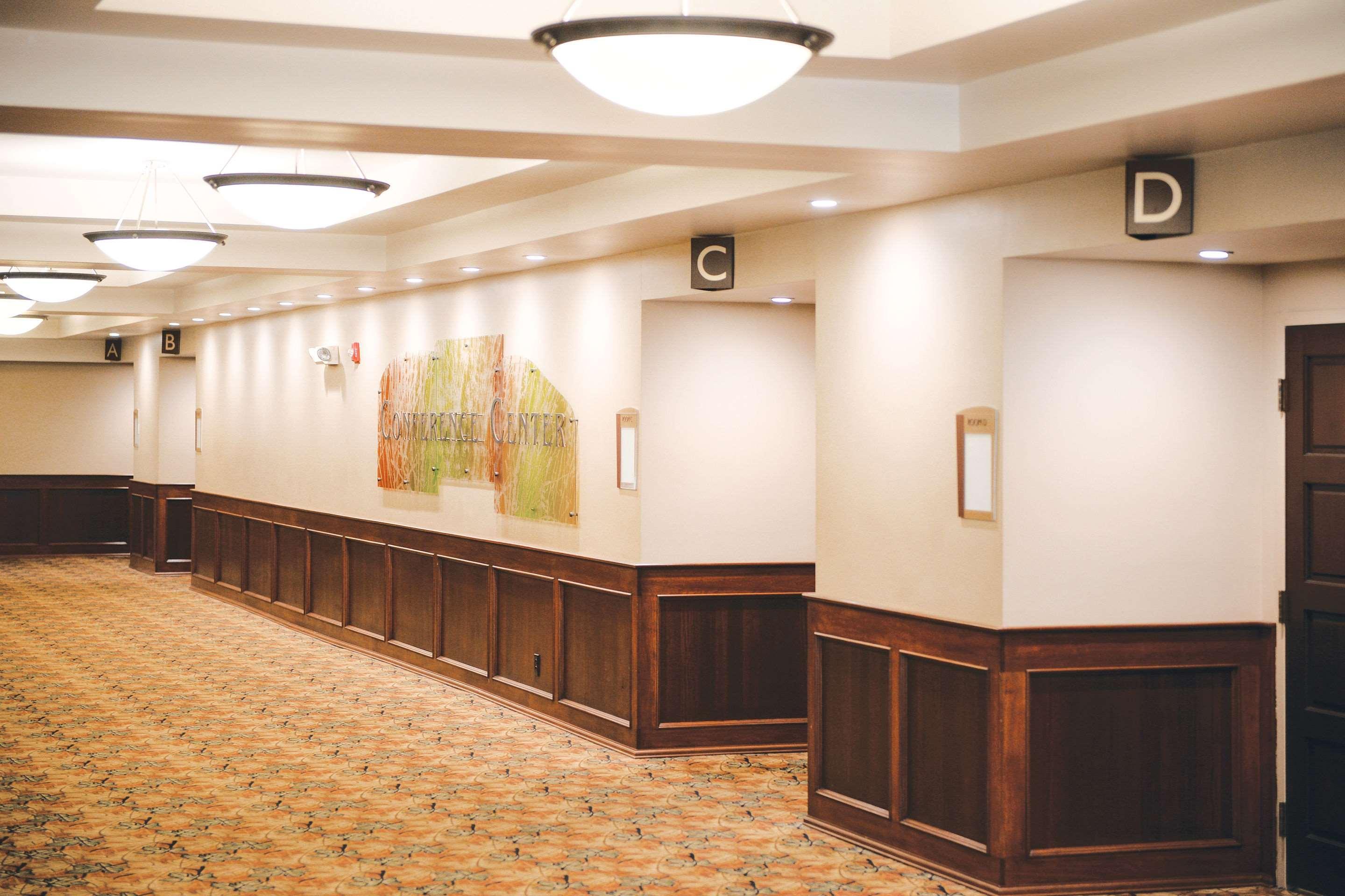 Quality Inn & Suites Ames Conference Center Near Isu Campus Dış mekan fotoğraf